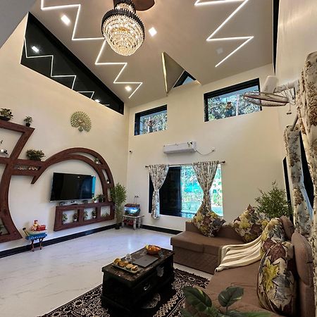 Seas The Day Luxurious 5Bhk Villa 2Min From Awas Beach With Huge Private Pool อลีบาก ภายนอก รูปภาพ